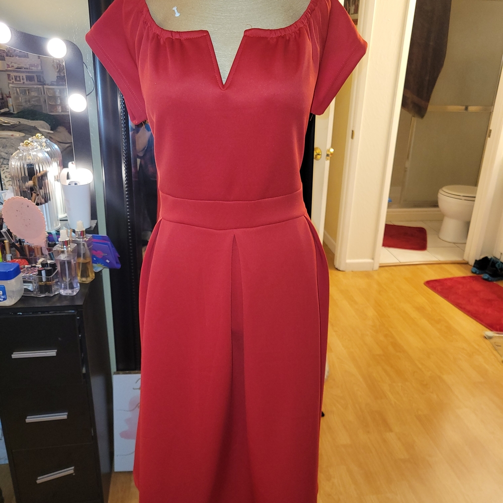 Chic Red Midi Dress